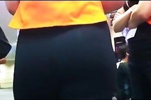 Girl in taut yoga panties got her wazoo filmed on my spy web camera