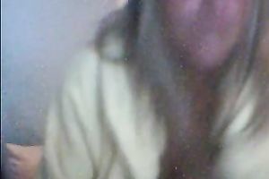 Amateur golden-haired flashes her large natural zeppelins for the cam