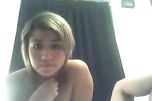 Two cute blonde haired gals flash their large boobies on cam for me