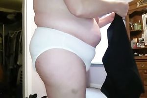 Chubby ex-wife of my neighbour flashed her actually biggest plump abdomen and saggy love muffins