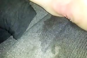 My girlfriend's pee juicy cunt drives me crazy