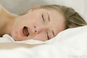 Anal sex with turned on floozy in her room in hotel