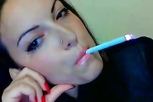 Smoking fetish livecam solo episode with a beautiful dark brown