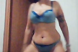 Filthy white cougar in hot blue underware seduces on cam