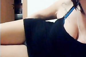 Filthy white cougar in hot blue underware seduces on cam