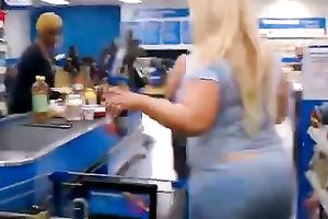 Curvaceously seductive cougar with large wazoo and love muffins caught my eye
