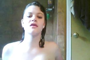 My pale girlfriend taped her own kinky solo show right in the bath