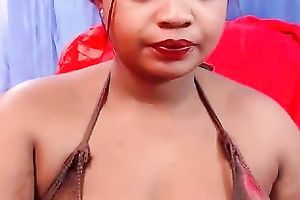 Big breasted black skinned dilettante webcam playgirl shakes her large bubble wazoo