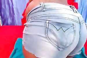 Big breasted black skinned dilettante webcam playgirl shakes her large bubble wazoo