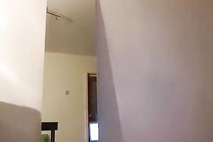 I think this hot honey on livecam desires to be fucked from behind