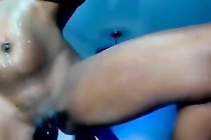 Ebony sweetheart plays with her lactating whoppers in livecam show