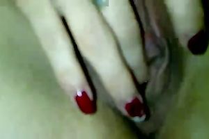 Masturbating my strong hairless coochie on closeup selfie