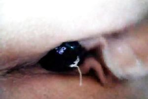 My Irish girlfriend poked in a piece of cloth in her small wet crack