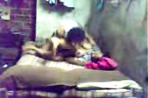 Amateur Indian wifey merits a proper missionary style drilling