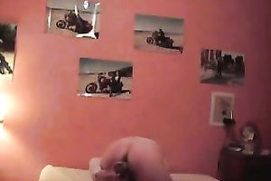 Kinky non-professional all natural nympho with saggy love muffins masturbates herself