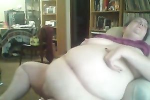 Extremely overweight disgusting chubby mature nympho tried to masturbate