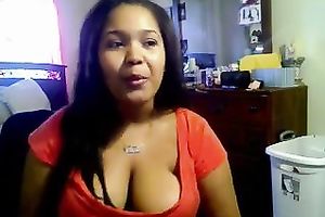 Awesome playful and eye catching webcam nympho undressed her large pointer sisters