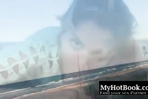 Getting a proper oral-job on a wonderful day on the beach