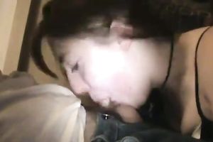 Amateur brunette hair wang engulfing fan got herself one more wang