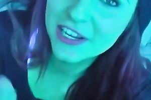 Casual sexually excited brunette hair did not refuse to engulf my ramrod in the solarium