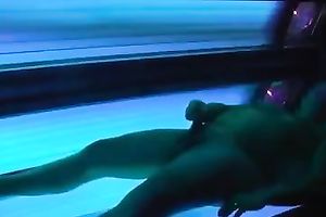 Casual sexually excited brunette hair did not refuse to engulf my ramrod in the solarium