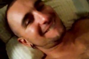 Cock longing dark haired hussy gives me craziest oral for cash