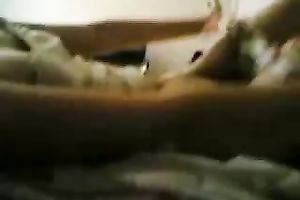 Asian playgirl happily sucked her boyfriend's knob in the early morning