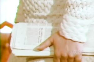 Beautiful and plumpy vintage redhead can't live without rod engulfing