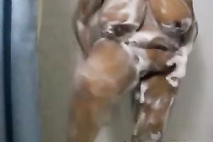 Chubby kinky dark housewife takes a shower and washes her saggy pointer sisters