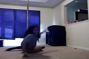 She is so damn hawt when this babe dances at a pole in her room