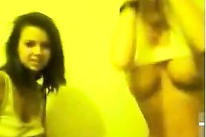 Two sexy lesbo college gals on livecam flashing tits