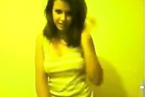 Two sexy lesbo college gals on livecam flashing tits