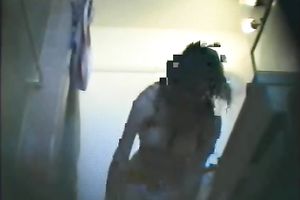 Hidden livecam caught Asian arse hottie in the shower