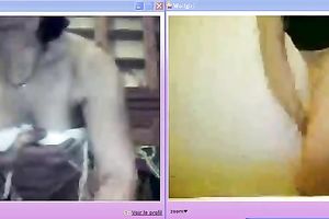 Two livecam angels is stripping for me at the same time for