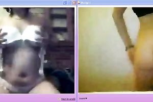 Two livecam angels is stripping for me at the same time for