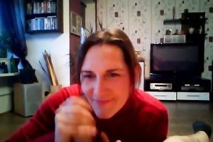 My voracious girlfriend is willing to blow my weenie anytime