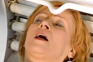 Light haired doxy resolves to go to solarium but previous to that to engulf the 10-Pounder