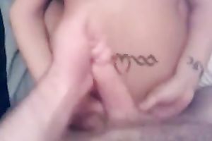 Amateur tattooed girlfriend was willing for engulf oral-sex in the washroom