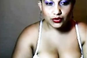 Mature slutty wife with saggy tits is licking her sweetmeat in a hot way