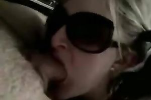 Young Australian gf in glasses gives me blow job after college