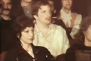 Even in prison cell u can fuck a recent looking slit of a blondie