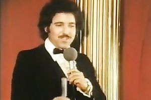 Even in prison cell u can fuck a recent looking slit of a blondie