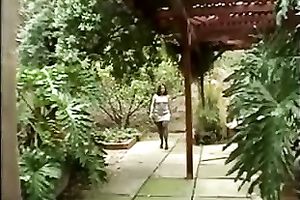 Kinky and lewd harlot shows off her large succulent butt