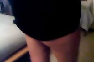 I acquire completely nude and rub my moist yoni sitting on a chair