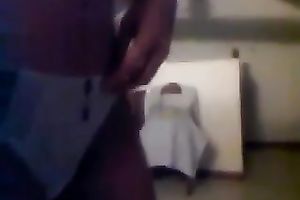 I acquire completely nude and rub my moist yoni sitting on a chair