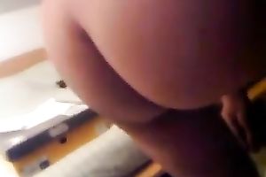 I acquire completely nude and rub my moist yoni sitting on a chair