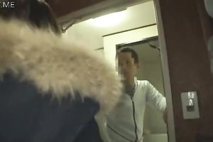 When u watch a generous cleavage like this u cannot think rationally