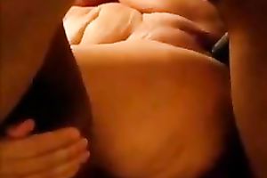 Sexy milf got her muff finger fucked and sucked her bf's fingers