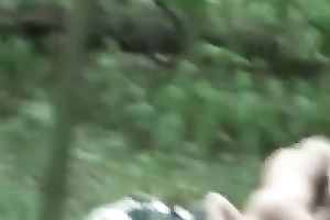 Raven haired naturally lustful hottie was blowing her BF on picnic