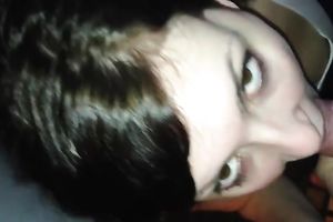 My bodacious girlfriend knows how to give a perfect oral sex